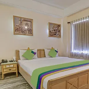 Treebo Komfort Suites, 3 Km From Palace 3*, Mysore India