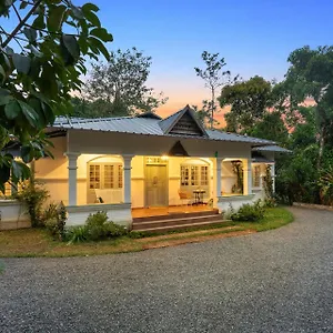 Stayvista At Catherine With Heater & Board Game Villa