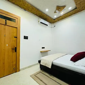 Aura , Varanasi India