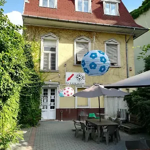 east-side-hostel.inbudapesthotels.com/